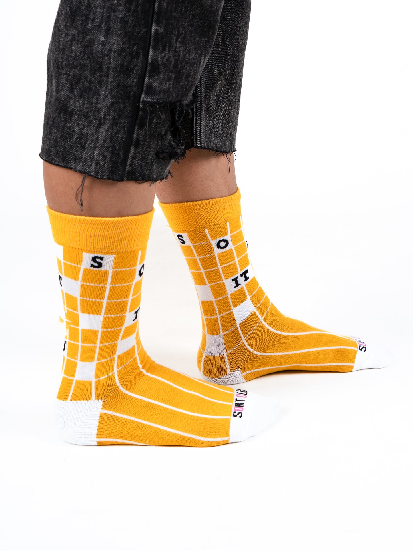 sort club check socks | yellow
