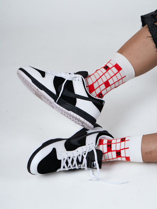sort club check socks | red&white